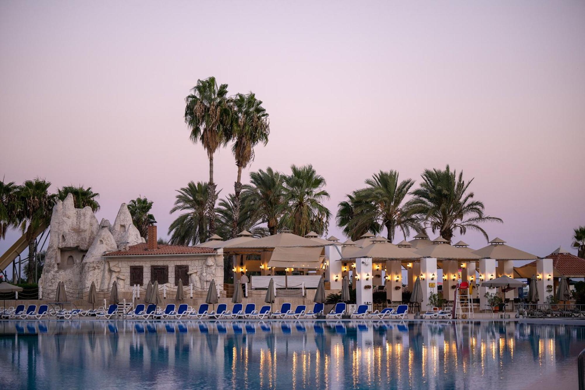 Adora Hotel & Resort Belek Exterior foto